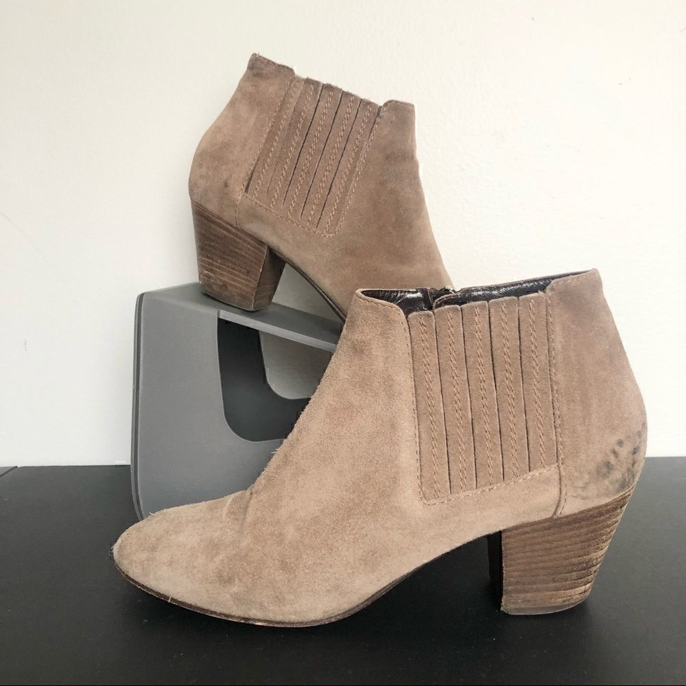 Aquatalia brown suede ankle boots